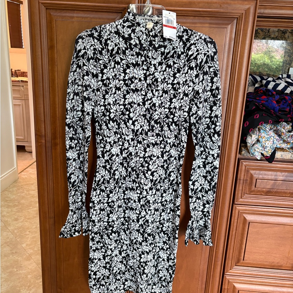 Michael Kors Monochrome Floral Long Sleeve Dress nwt